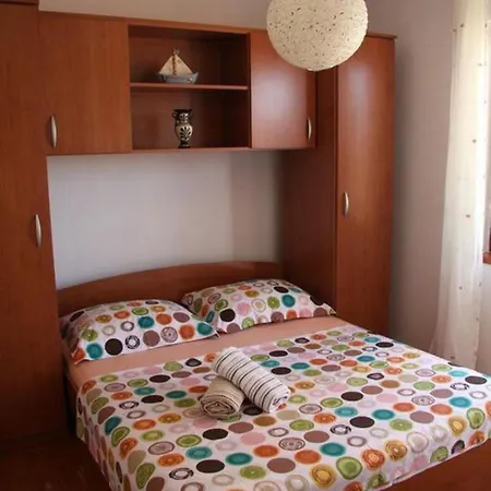 Monika Appartement *